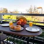 Апартаменти Tziapartment In Downtown Chania