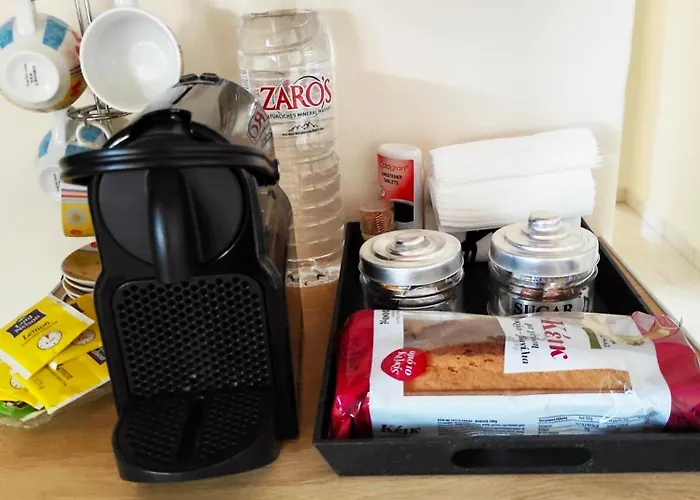 Tziapartment In Downtown Chania アパート ハニア